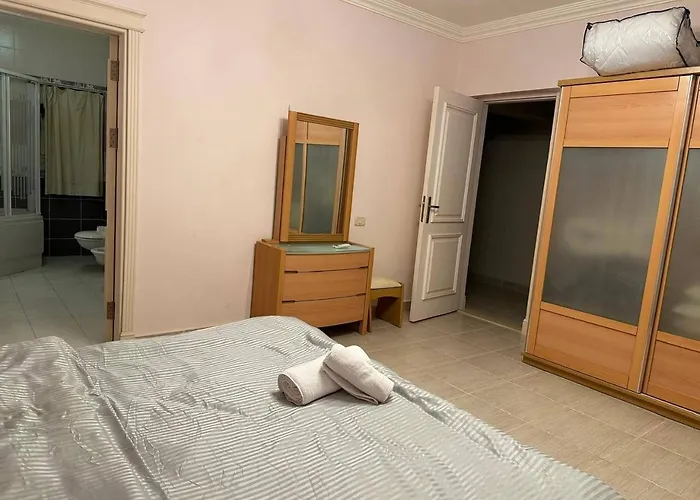 Spacious Family With Garden, Rooftop & Sea Views Villa Ain Sukhna