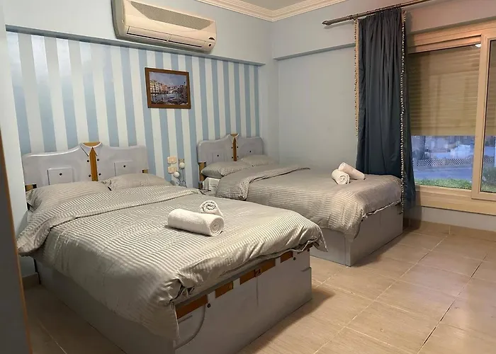 Spacious Family With Garden, Rooftop & Sea Views Ain Sukhna