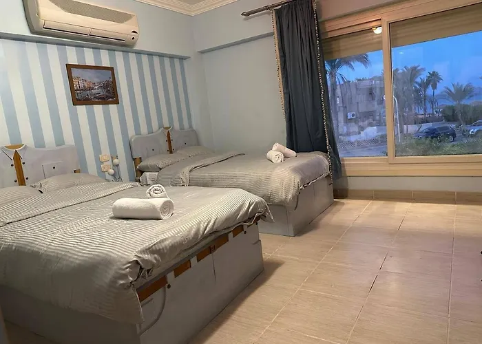 Spacious Family With Garden, Rooftop & Sea Views * Ain Sukhna