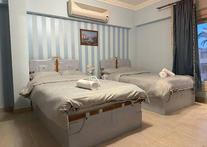 Spacious Family With Garden, Rooftop & Sea Views Ain Sukhna