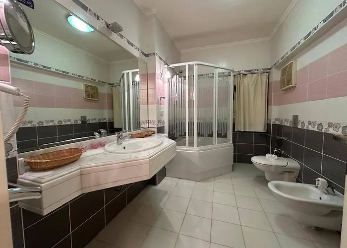 Spacious Family With Garden, Rooftop & Sea Views Villa Ain Sukhna