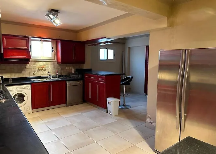 Spacious Family With Garden, Rooftop & Sea Views * Ain Sukhna