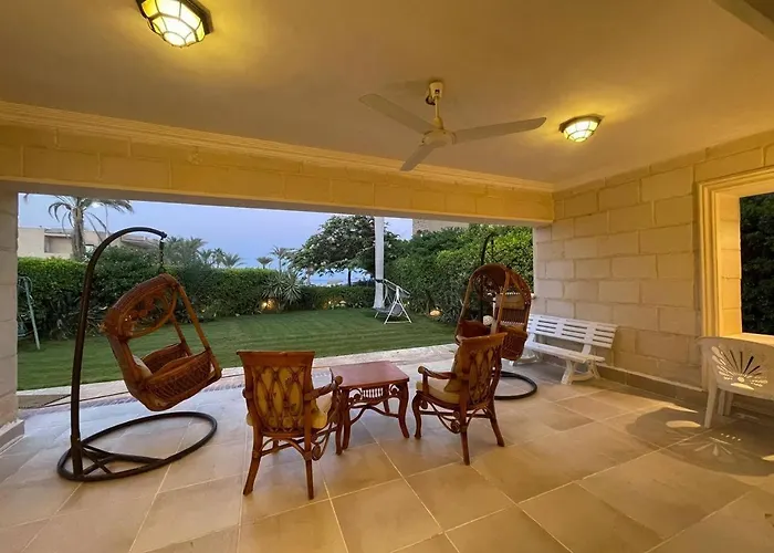 Spacious Family With Garden, Rooftop & Sea Views * Ain Sukhna