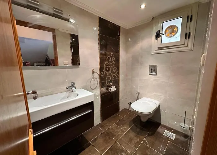 Spacious Family With Garden, Rooftop & Sea Views Villa Ain Sukhna