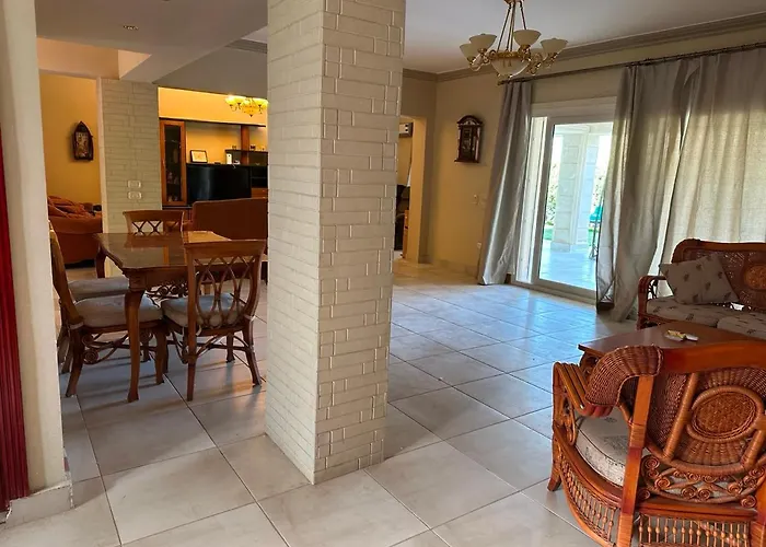 Spacious Family With Garden, Rooftop & Sea Views * Ain Sukhna