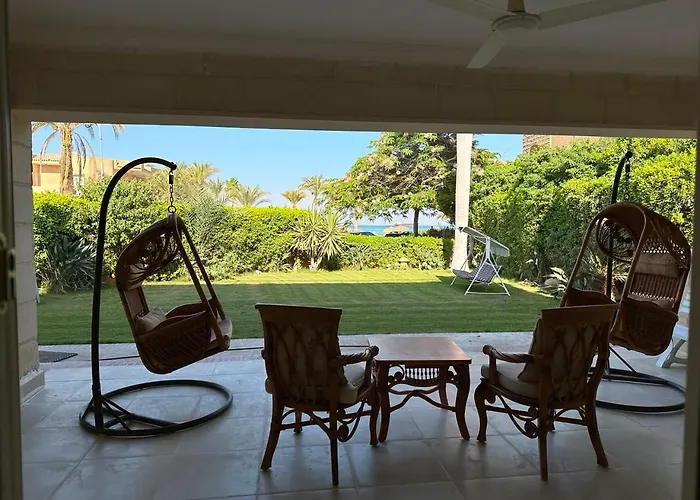 Villa Spacious Family With Garden, Rooftop & Sea Views